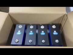 Cellules de batterie de Lifepo4 3.2v 320ah pour le système de stockage de l'énergie