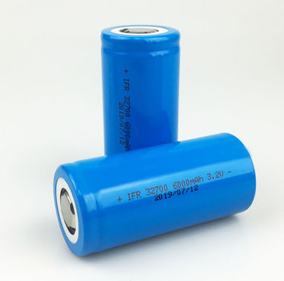 cellule de batterie de 3.2V 32700 6000mAh LiFePO4 19.2Wh pour les lumières solaires de LED