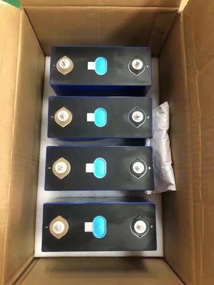 EVE 280ah Lifepo4 batterie cellule LF280K 3.2v 280Ah batterie pour le pack de batterie de bricolage