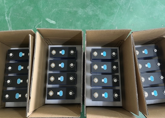 EVE 280ah Lifepo4 batterie cellule LF280K 3.2v 280Ah batterie pour le pack de batterie de bricolage
