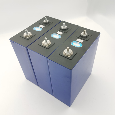 280Ah Lifepo4 Batterie Prismatique Cellule au lithium 3.2V 280Ah 300Ah 310Ah 320Ah