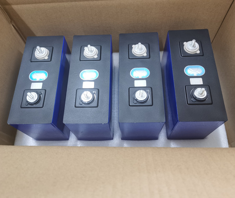 280Ah Lifepo4 Batterie Prismatique Cellule au lithium 3.2V 280Ah 300Ah 310Ah 320Ah